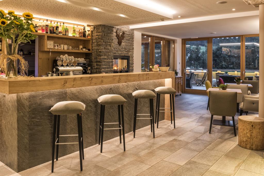 bar1
